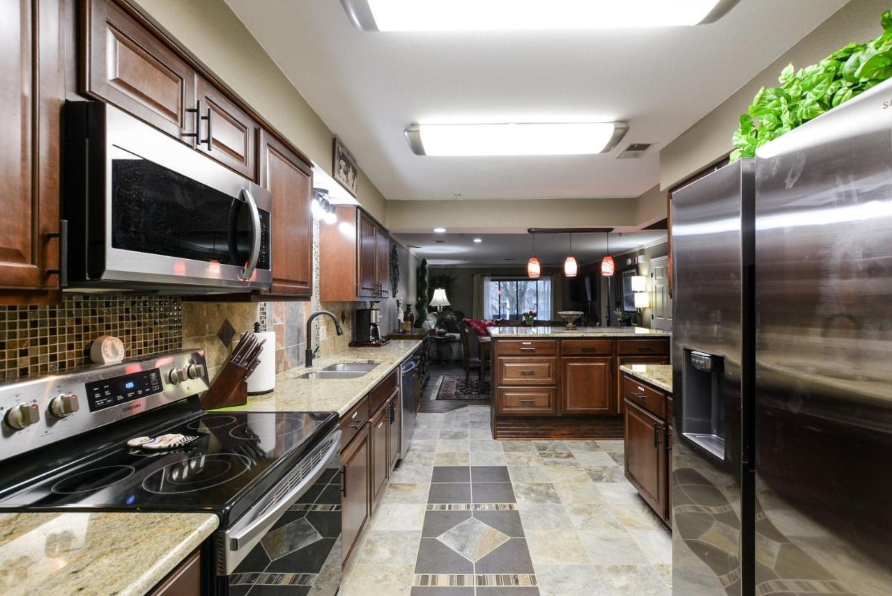 Luxury Condos At Thousand Hills - Heart Of Branson - Beautifully Remodeled - Spacious And Affordable Exterior foto
