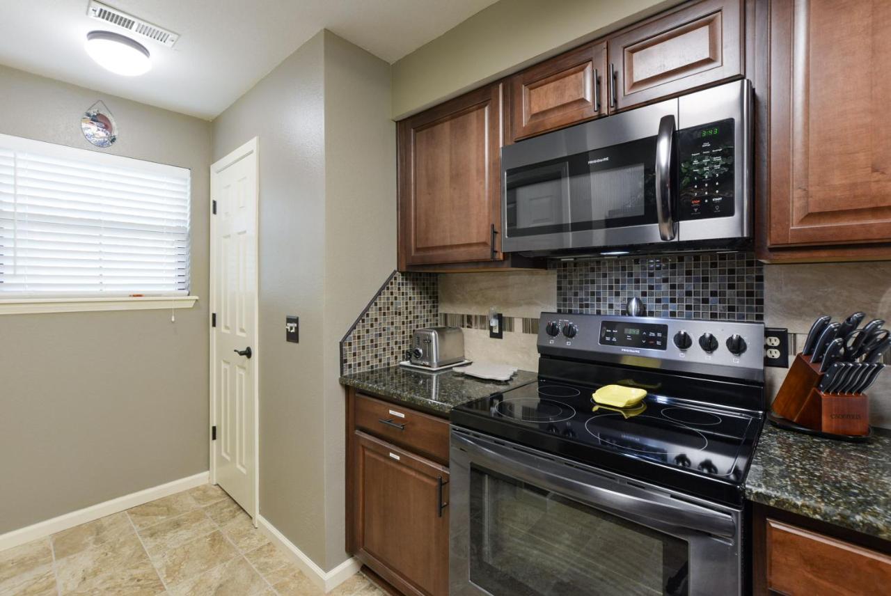 Luxury Condos At Thousand Hills - Heart Of Branson - Beautifully Remodeled - Spacious And Affordable Exterior foto