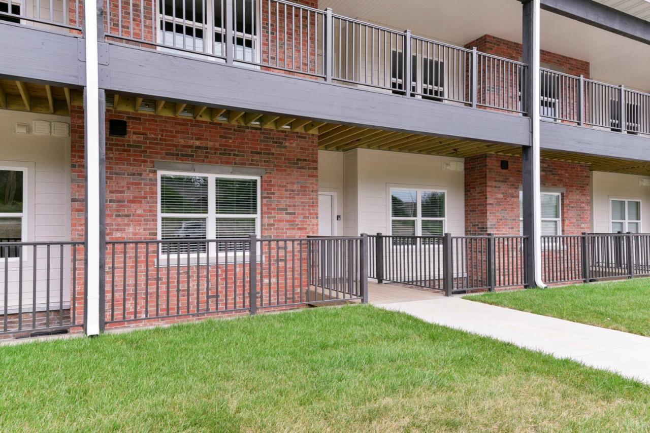 Luxury Condos At Thousand Hills - Heart Of Branson - Beautifully Remodeled - Spacious And Affordable Exterior foto