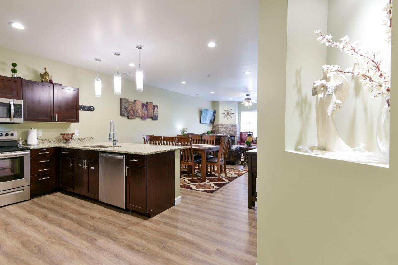 Luxury Condos At Thousand Hills - Heart Of Branson - Beautifully Remodeled - Spacious And Affordable Exterior foto
